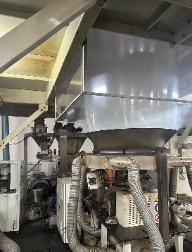 One Vertical Extrusion Line For The Production Of Blown PVC Cling Film TR 120 -3
